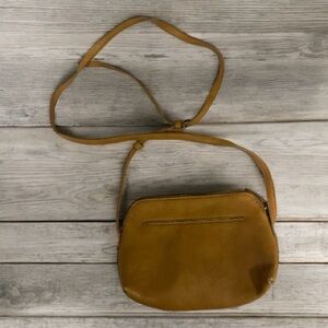Universal Threads Tan Crossbody Bag
